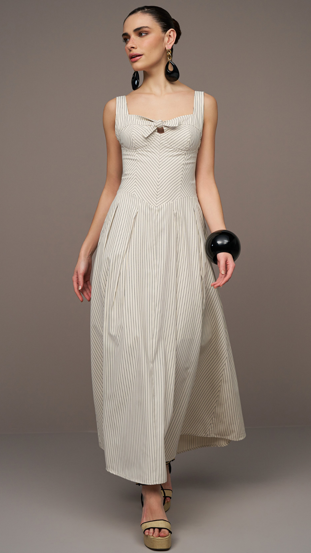 Vestido Midi Risca de Giz