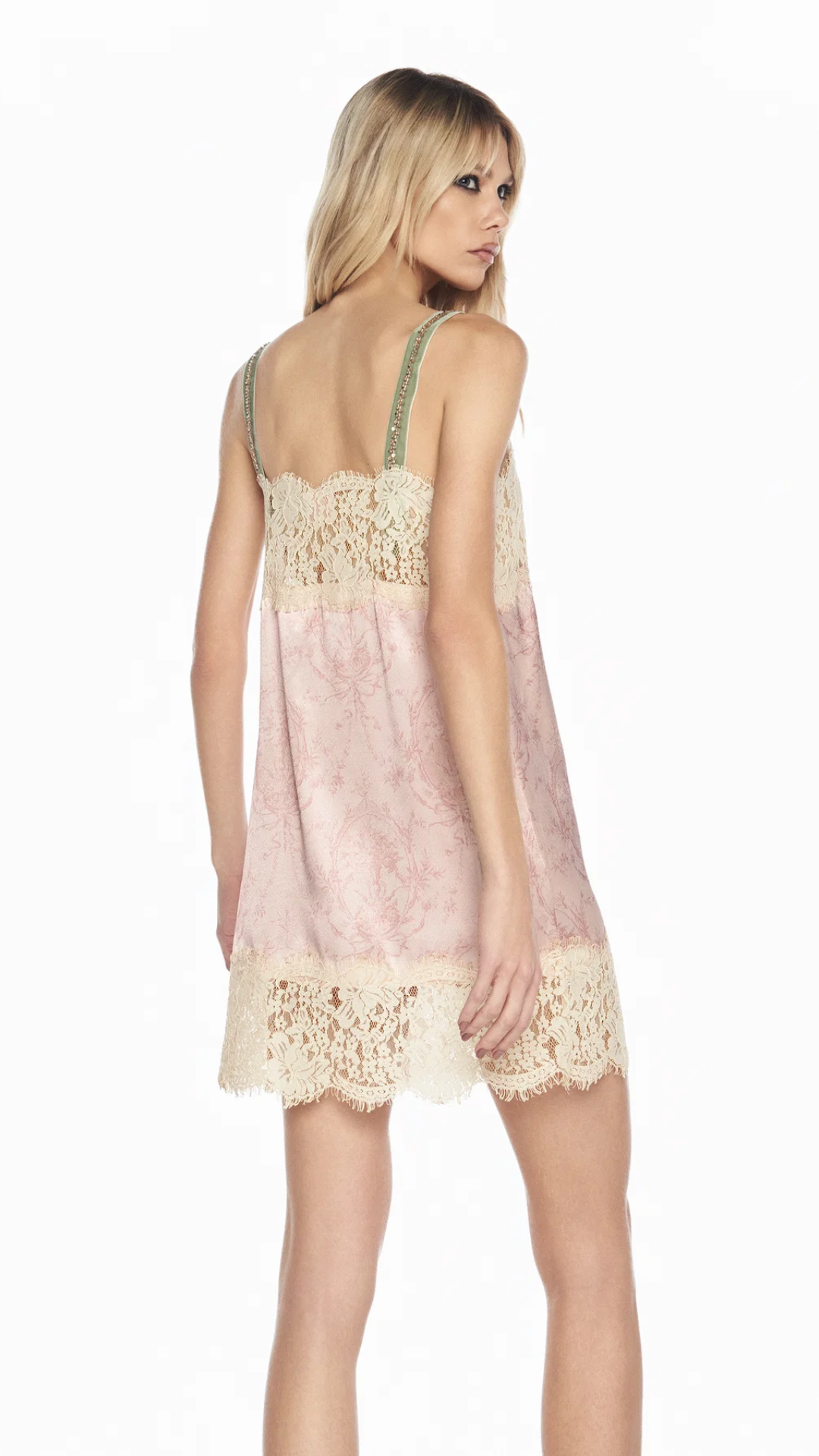 Vestido Curto Cetim Laço Rosa Renda Bege