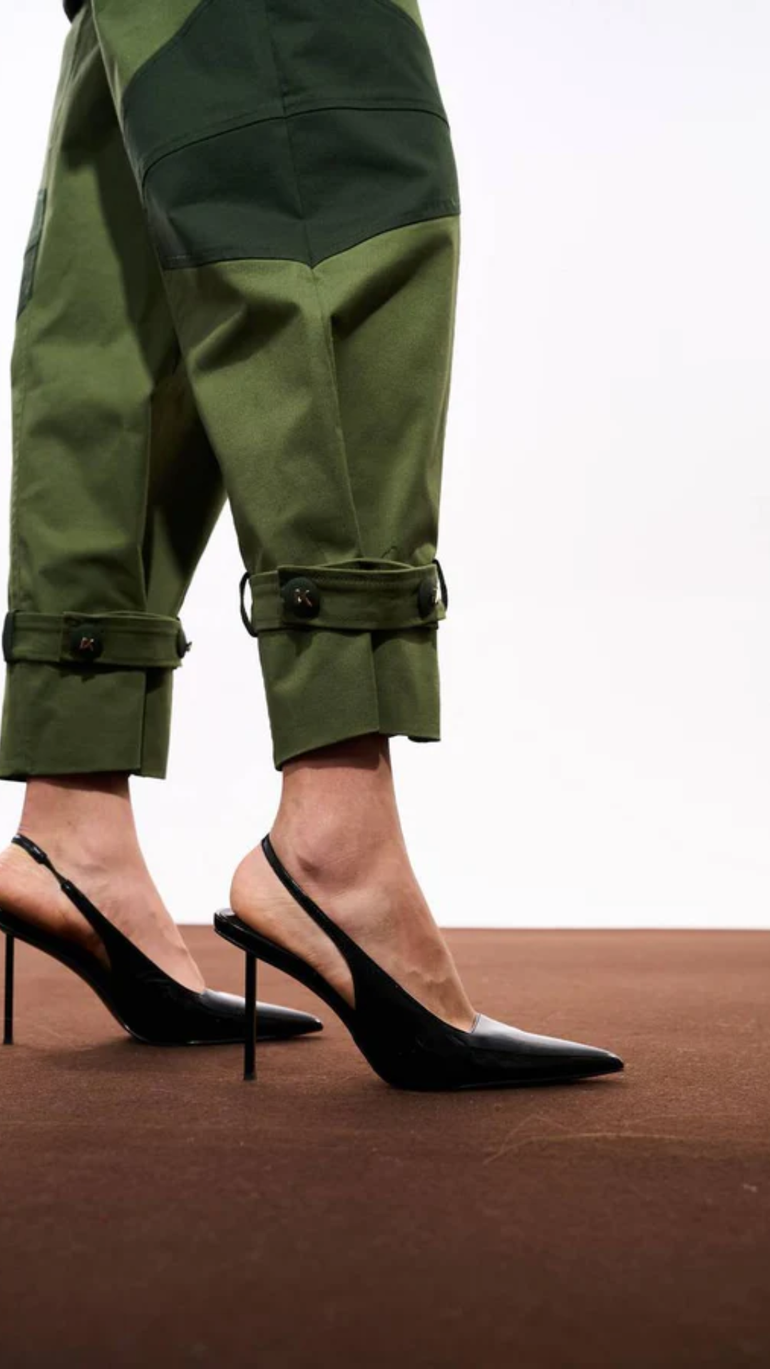 Calça Slouchy Bicolor Verde Militar
