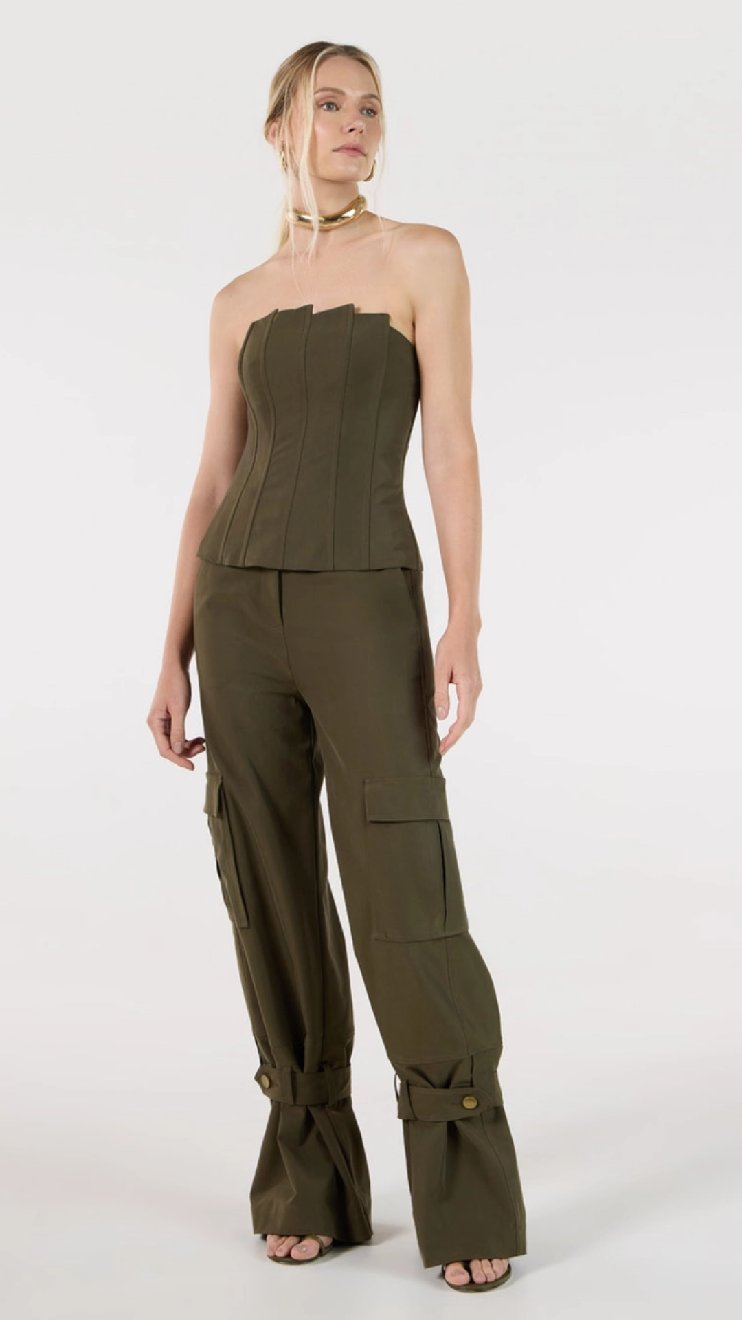 Conjunto Corselet e Calça Utilitária Verde Enigma