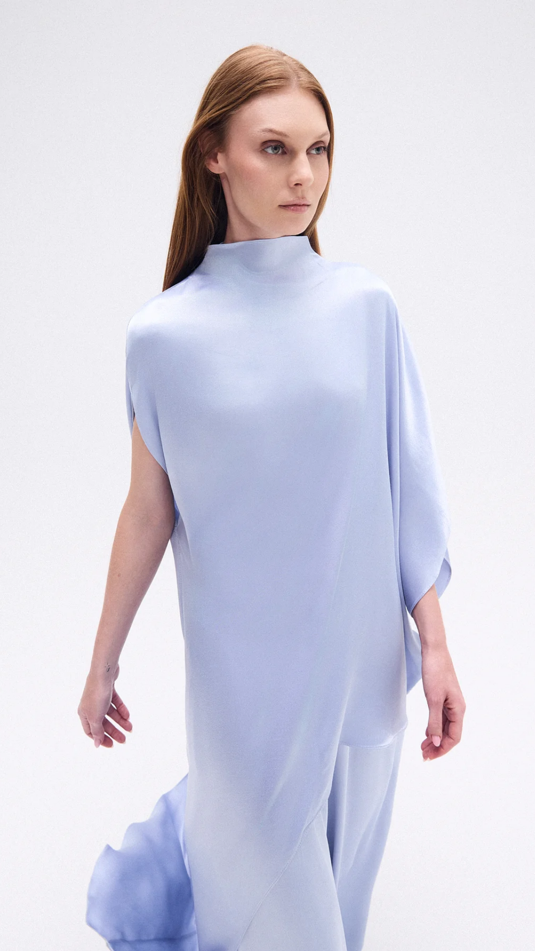 Blusa Kaftan Assimétrica Cetim Azul