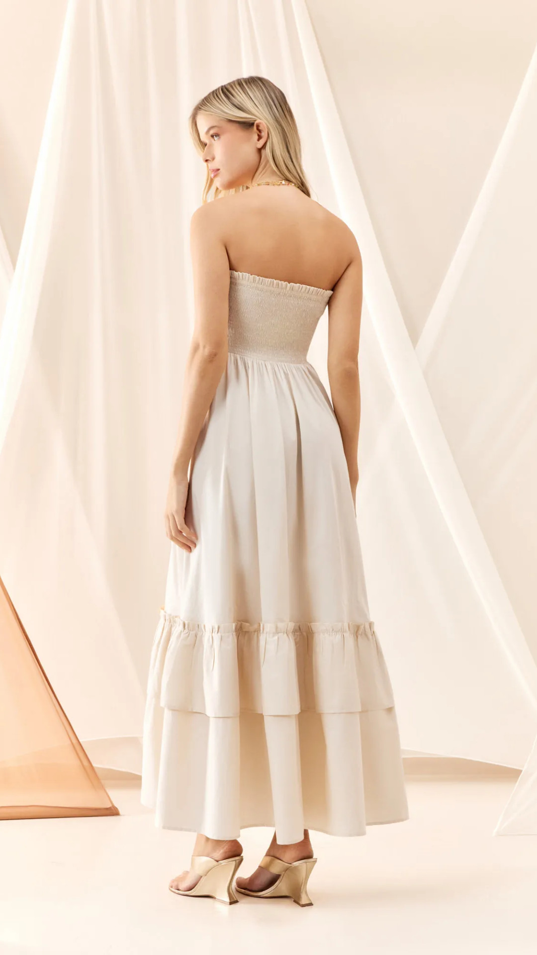 Vestido Tricoline Lastex Bege Camomila