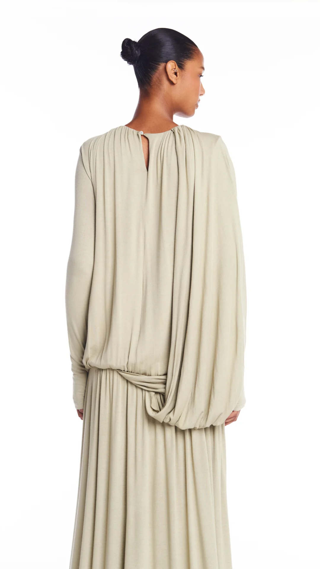 Vestido Longo Amplo Manga Longa Verde