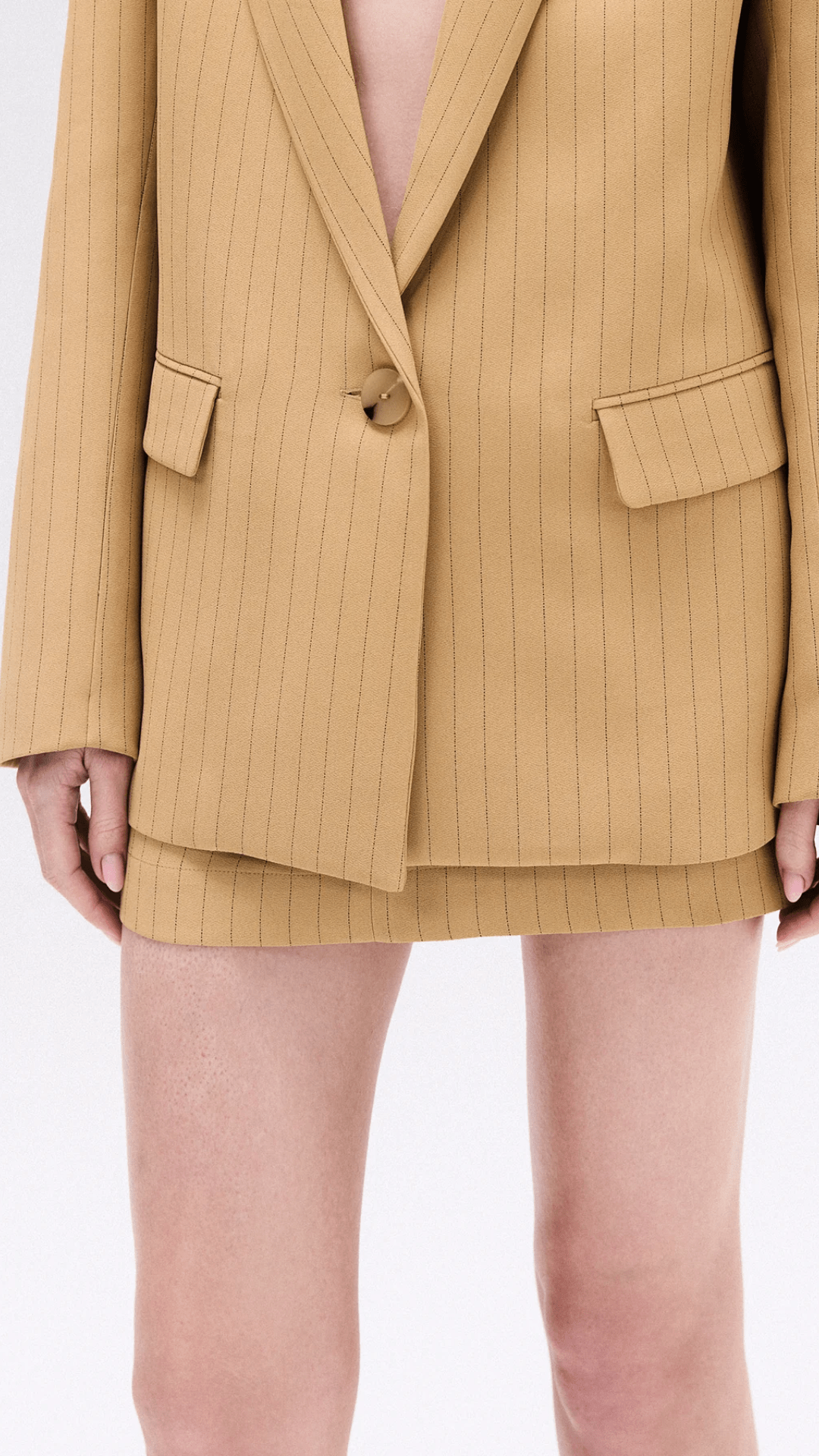 Blazer Alfaiataria Risca de Giz Caramelo