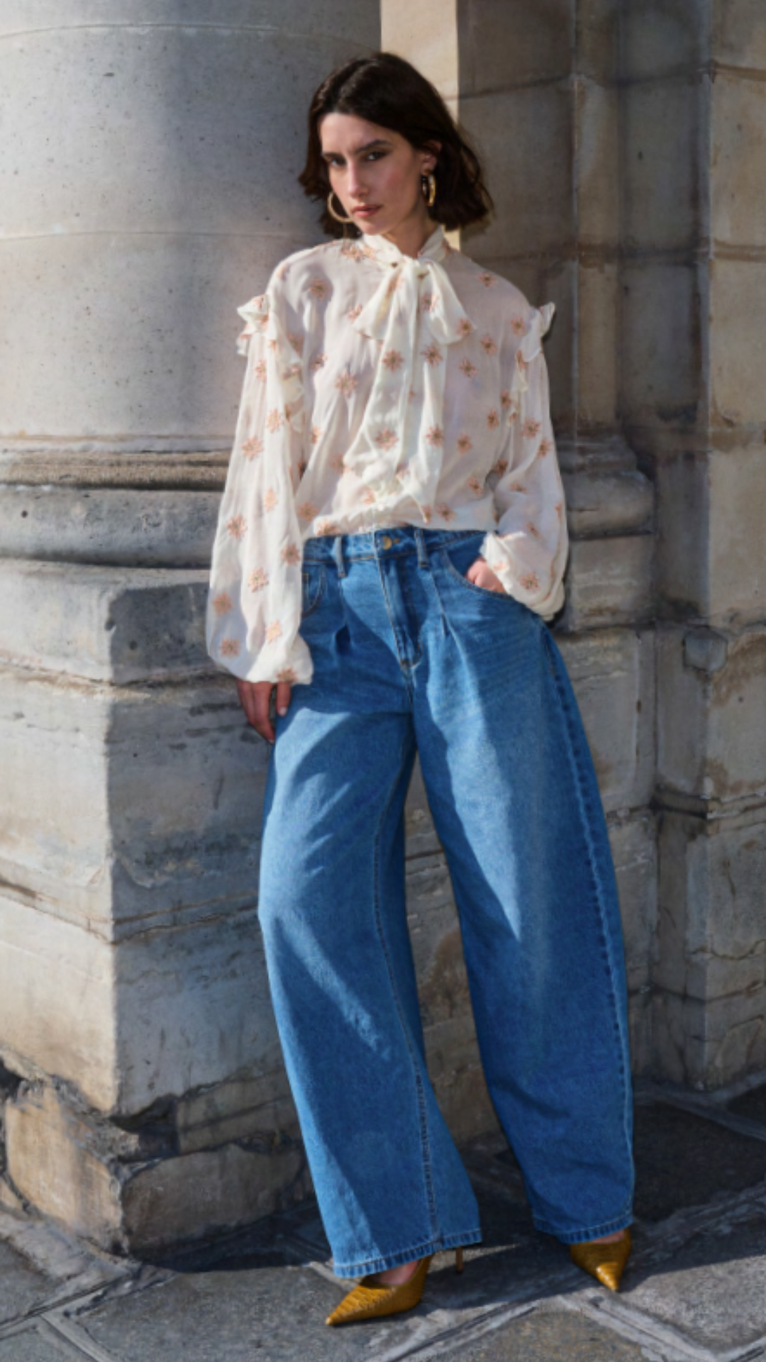 Calça Jeans Barrel Wide com Pregas Índigo