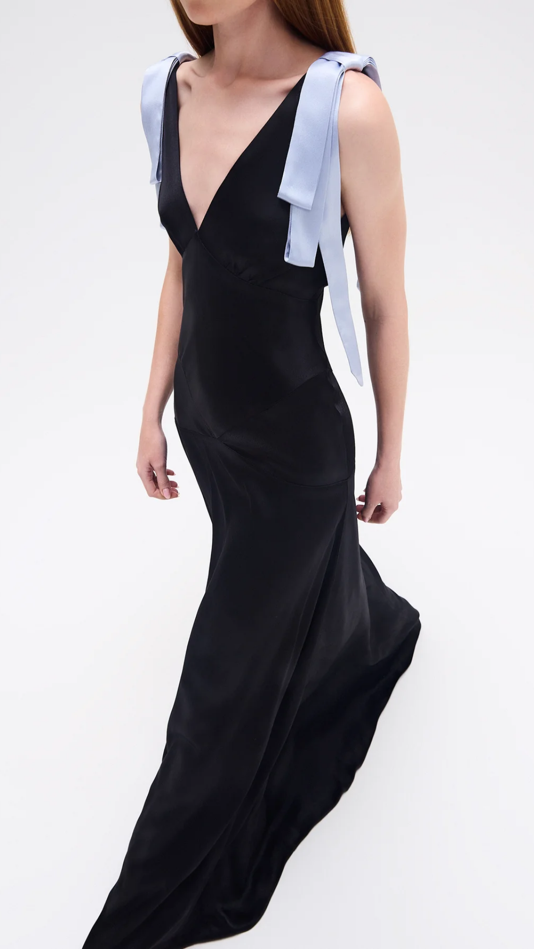 Vestido Longo Viés Alça Laços Cetim Preto