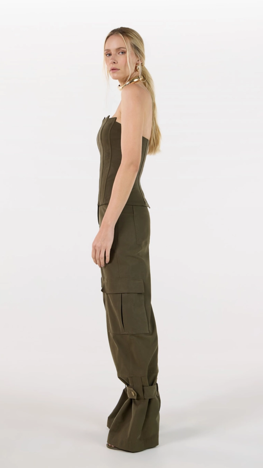 Conjunto Corselet e Calça Utilitária Verde Enigma