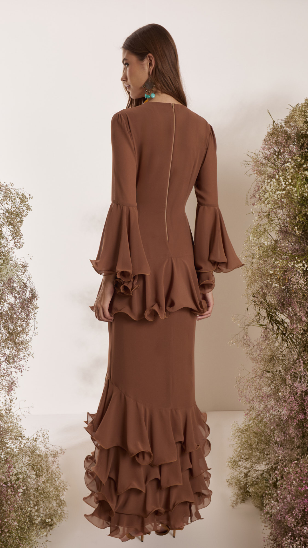 Vestido Musseline Atado Babados Toffee
