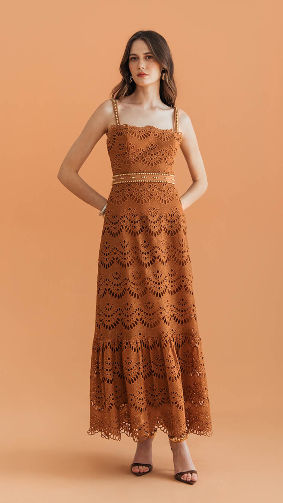 Vestido Botto Romantic Marrom Nobuck