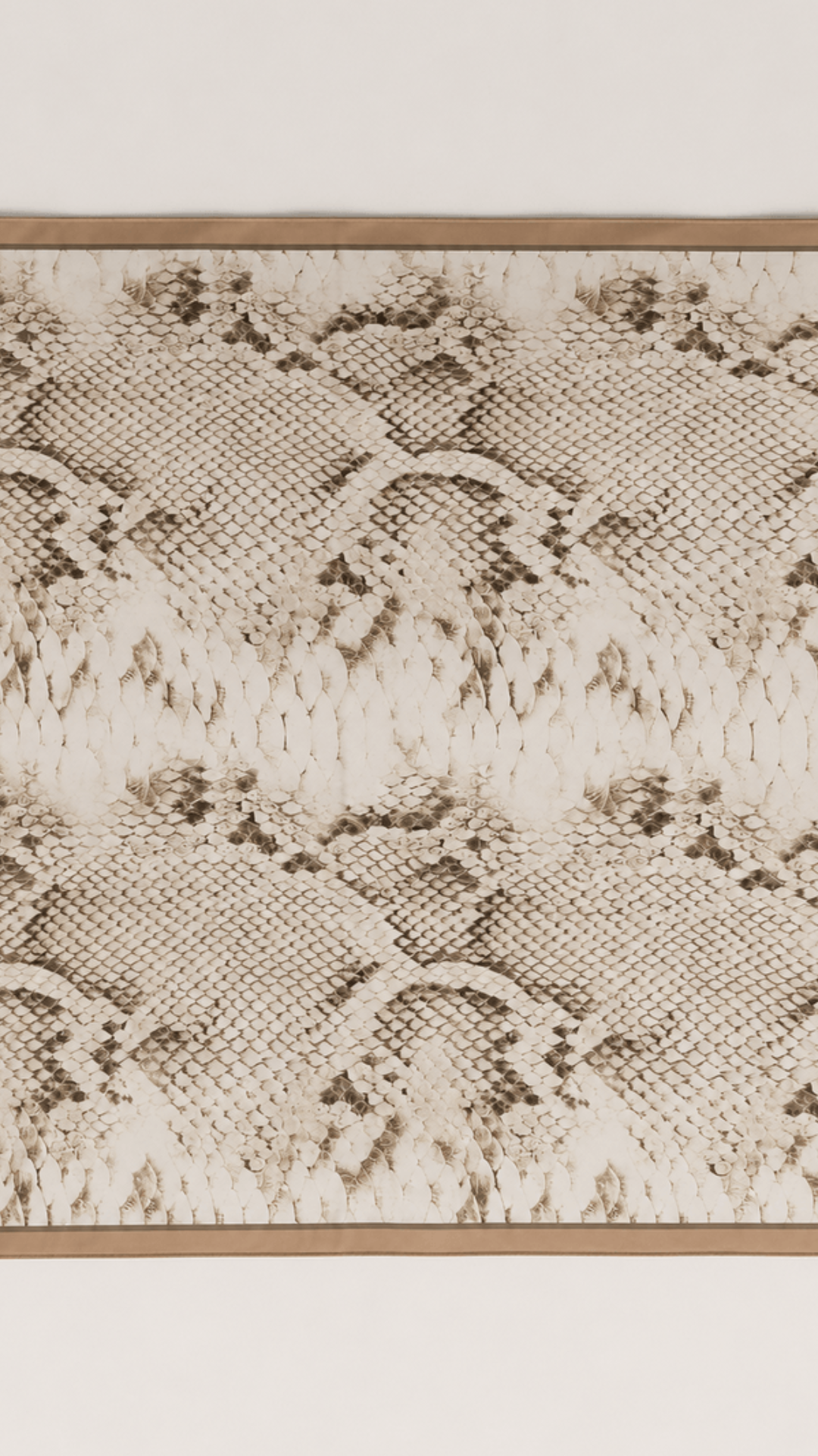 Lenço Animal Print Python