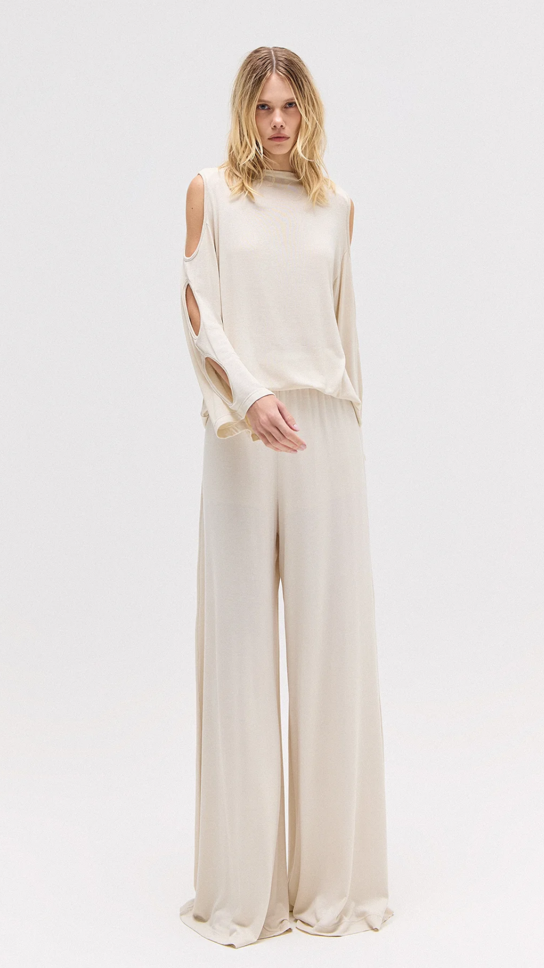 Blusa Ampla Manga Longa Bege
