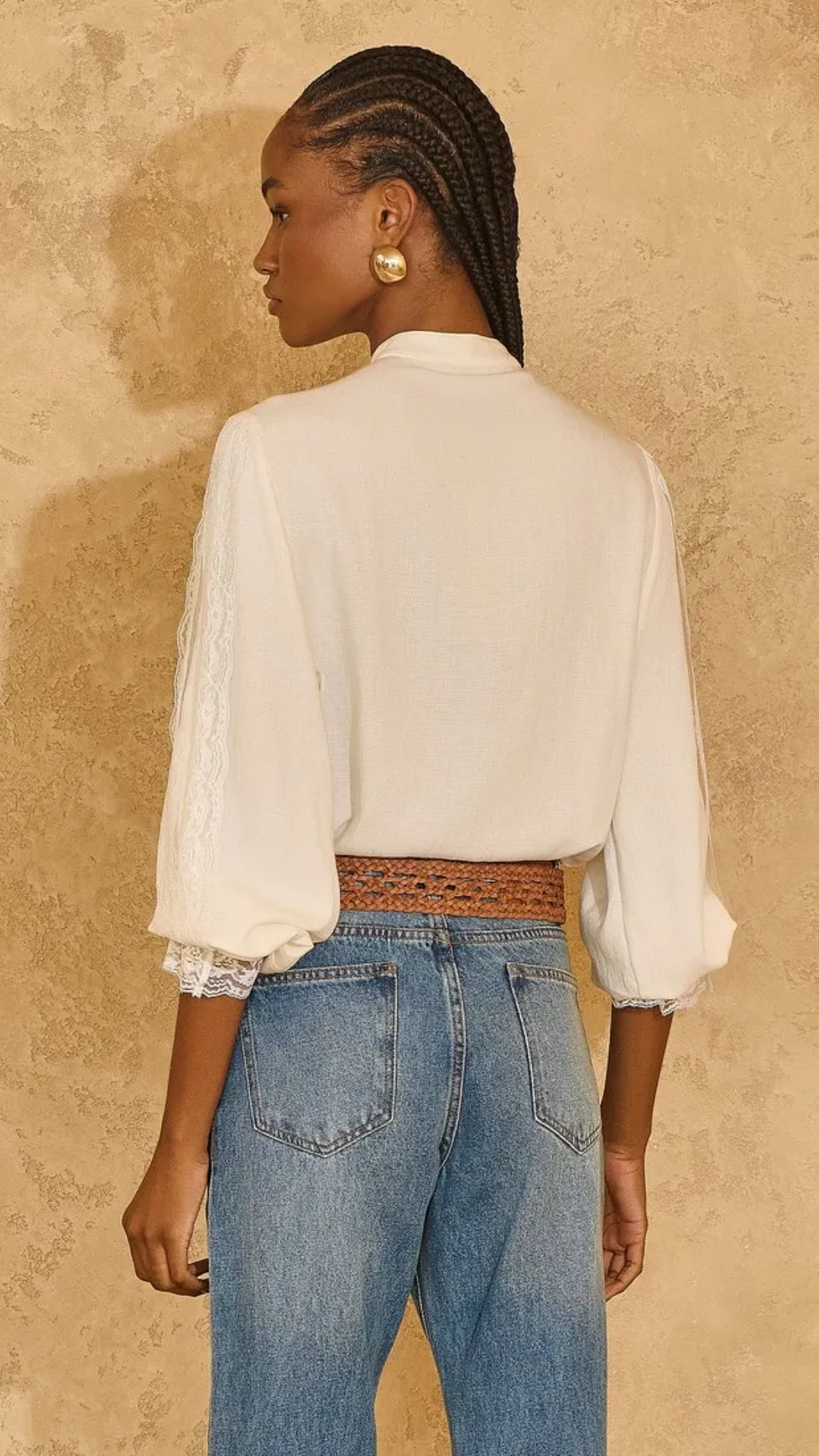 Bata Off White com Renda