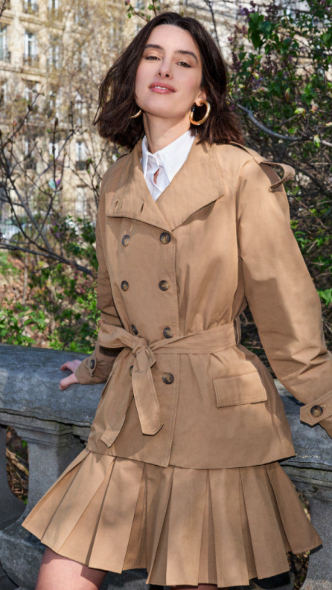 Trench Coat Curto Gola Alta Bege