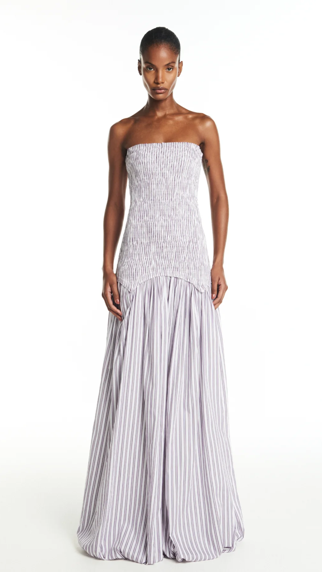 Vestido Longo Balonê Tomara que Caia Lilás e Off White