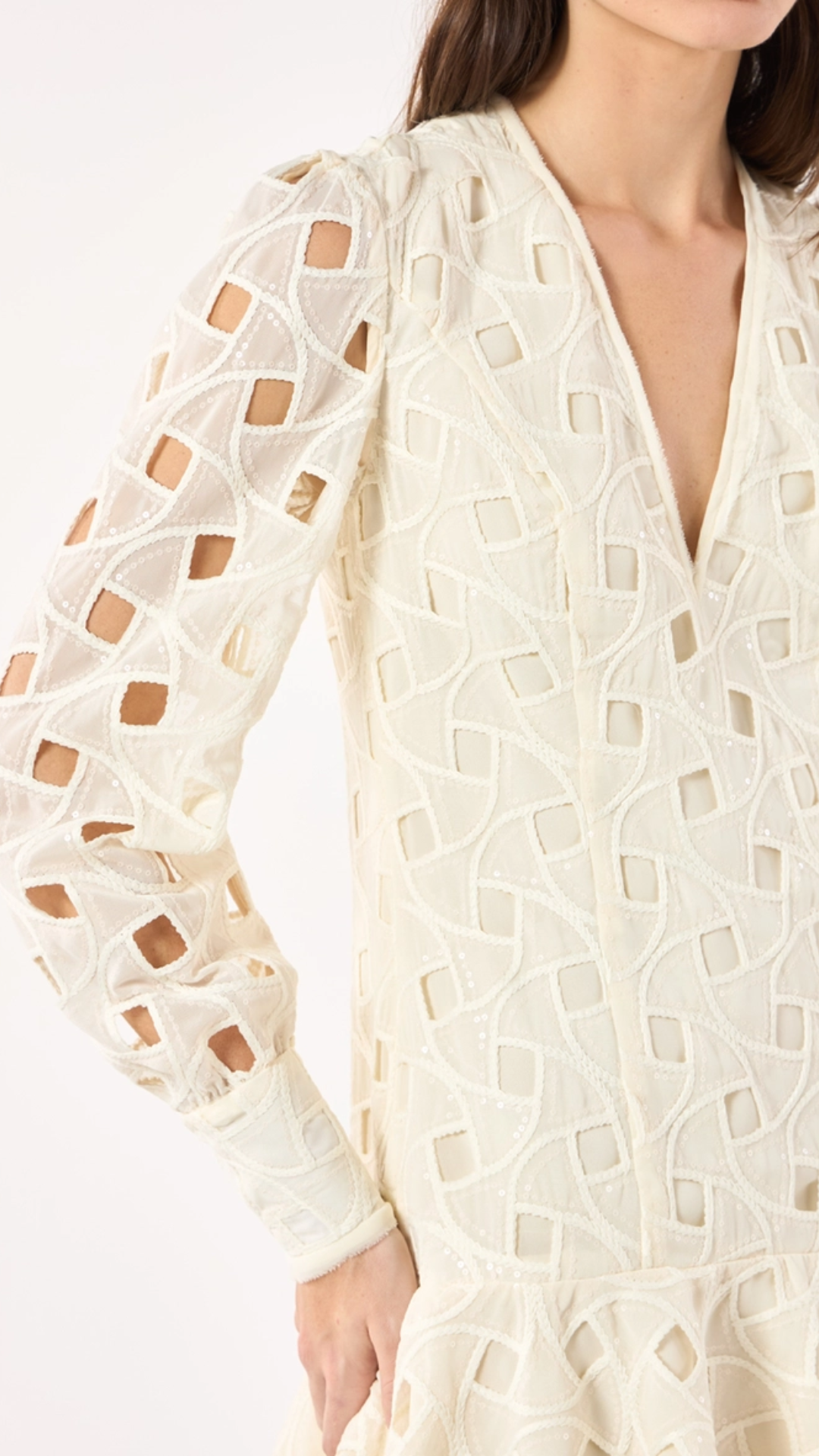 Vestido Curto Babado Off Shell